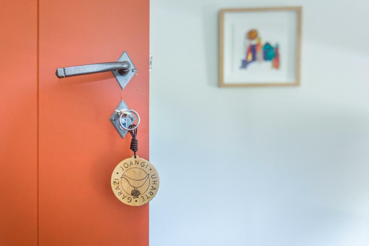 Joangi Hotel Uhart-Cize Eksteriør billede